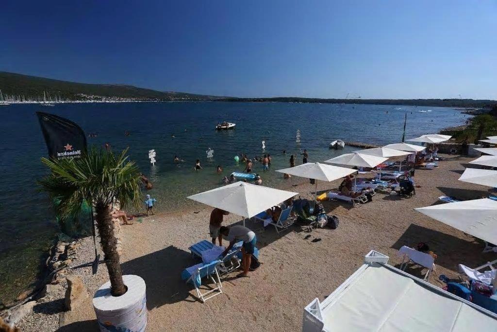 Apartmani Braut Kornić Kültér fotó