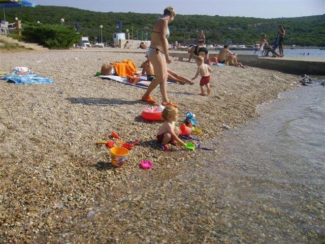 Apartmani Braut Kornić Kültér fotó