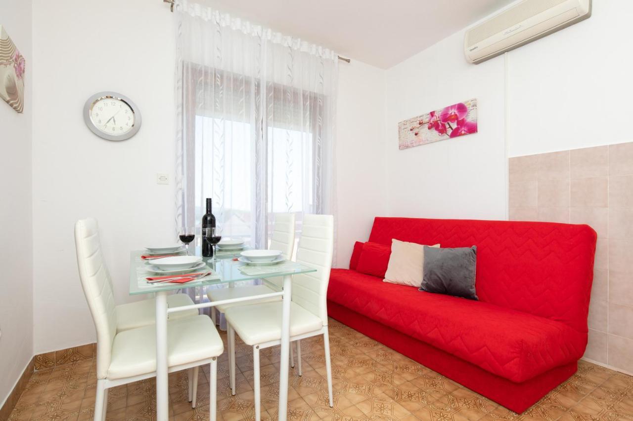 Apartmani Braut Kornić Kültér fotó