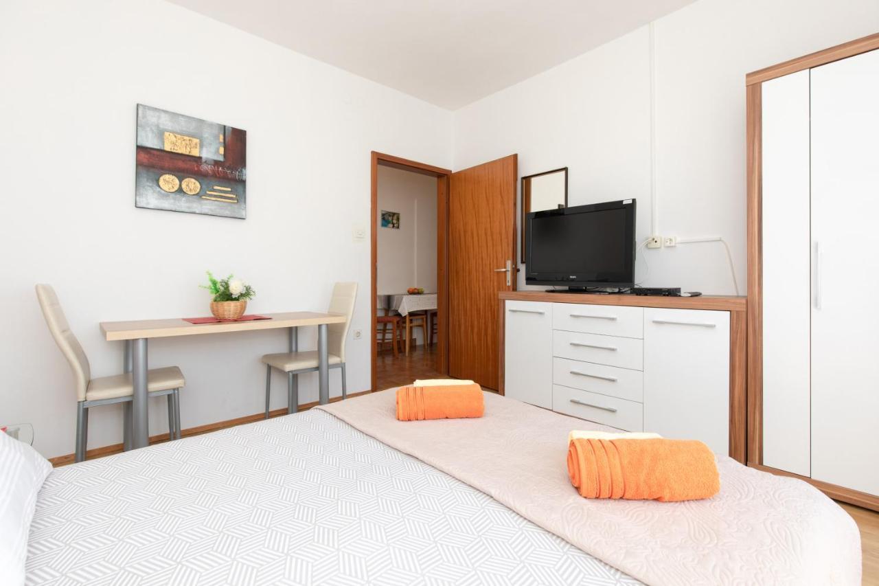 Apartmani Braut Kornić Kültér fotó
