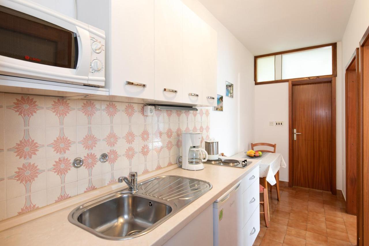 Apartmani Braut Kornić Kültér fotó