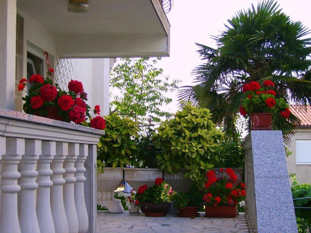 Apartmani Braut Kornić Kültér fotó