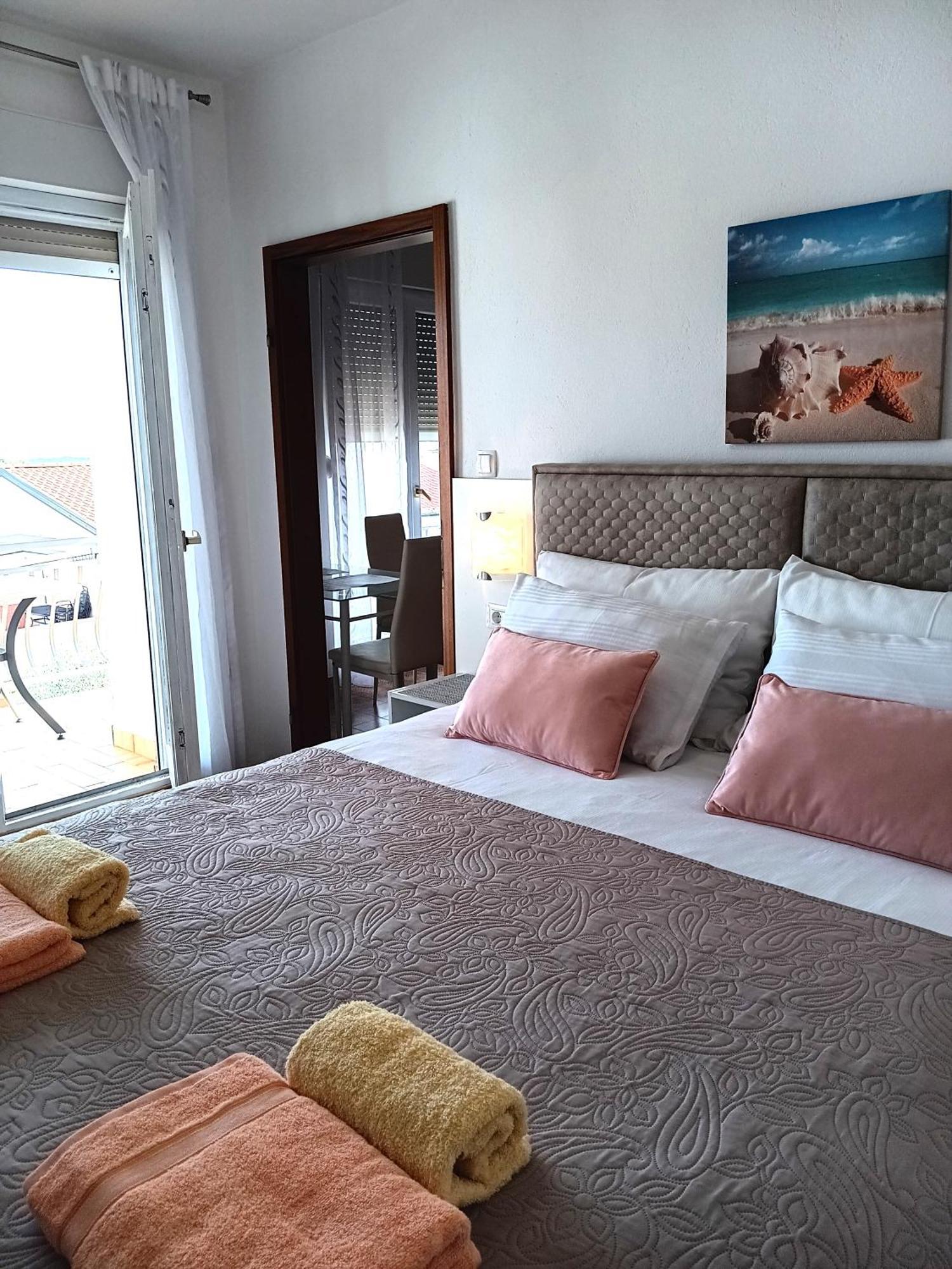 Apartmani Braut Kornić Kültér fotó